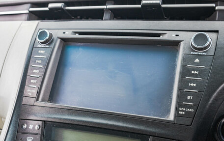 Toyota Prius, 2010 год, 1 199 000 рублей, 20 фотография