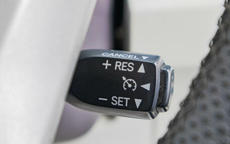 Toyota Prius, 2010 год, 1 199 000 рублей, 16 фотография