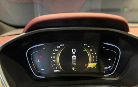 Geely Coolray I, 2023 год, 2 100 000 рублей, 7 фотография