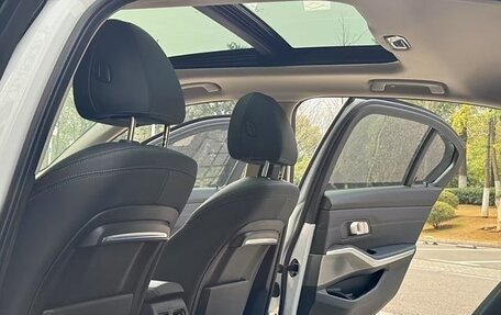 BMW 3 серия, 2021 год, 2 950 014 рублей, 9 фотография