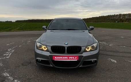 BMW 3 серия, 2011 год, 1 730 000 рублей, 4 фотография