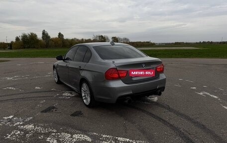BMW 3 серия, 2011 год, 1 730 000 рублей, 8 фотография