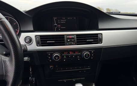 BMW 3 серия, 2011 год, 1 730 000 рублей, 31 фотография