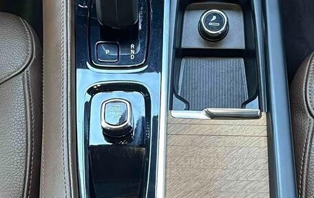 Volvo S90 II рестайлинг, 2022 год, 3 000 000 рублей, 13 фотография