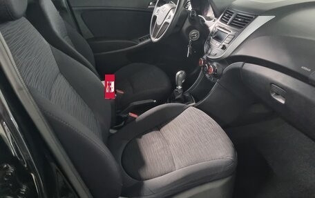 Hyundai Solaris II рестайлинг, 2015 год, 915 000 рублей, 9 фотография