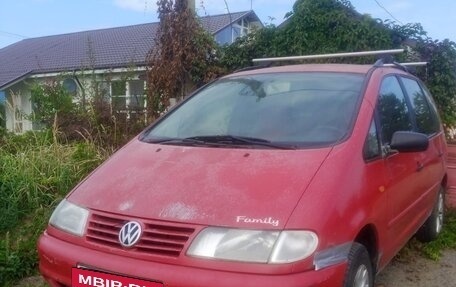 Volkswagen Sharan I рестайлинг, 1999 год, 190 000 рублей, 3 фотография