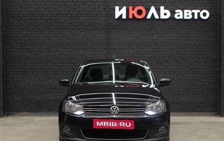 Volkswagen Polo VI (EU Market), 2013 год, 740 000 рублей, 2 фотография