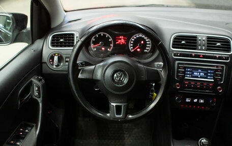 Volkswagen Polo VI (EU Market), 2013 год, 740 000 рублей, 11 фотография