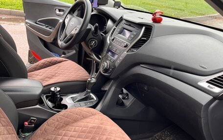 Hyundai Santa Fe III рестайлинг, 2015 год, 2 500 000 рублей, 2 фотография