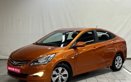 Hyundai Solaris II рестайлинг, 2015 год, 980 000 рублей, 1 фотография