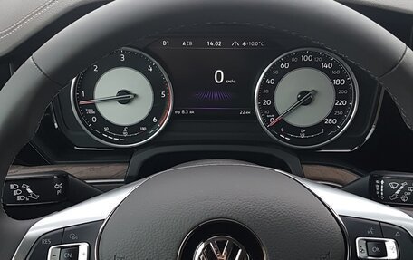 Volkswagen Touareg III, 2018 год, 4 999 000 рублей, 1 фотография