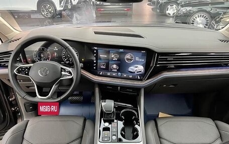 Volkswagen Touareg III, 2022 год, 5 777 155 рублей, 9 фотография