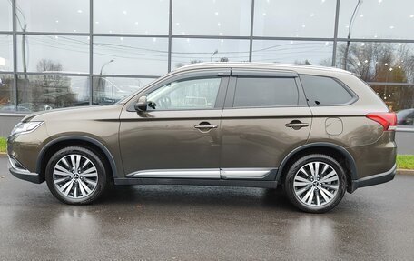 Mitsubishi Outlander III рестайлинг 3, 2019 год, 1 950 000 рублей, 7 фотография