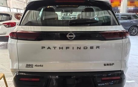 Nissan Pathfinder, 2025 год, 4 200 000 рублей, 6 фотография