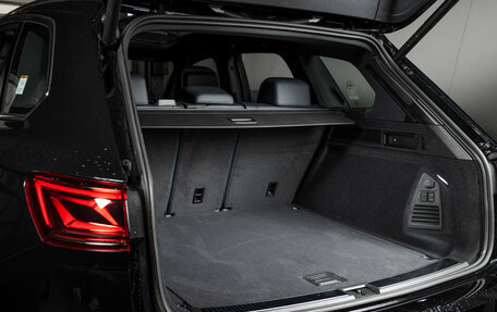 Volkswagen Touareg III, 2025 год, 14 000 000 рублей, 20 фотография