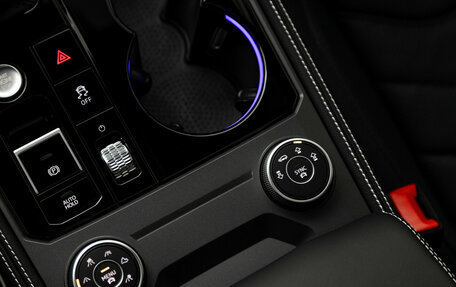 Volkswagen Touareg III, 2025 год, 14 000 000 рублей, 24 фотография