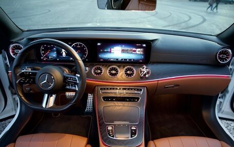 Mercedes-Benz E-Класс, 2020 год, 5 150 000 рублей, 30 фотография