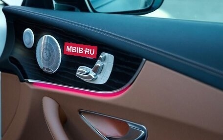 Mercedes-Benz E-Класс, 2020 год, 5 150 000 рублей, 40 фотография