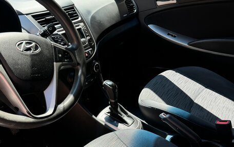 Hyundai Solaris II рестайлинг, 2015 год, 1 180 000 рублей, 5 фотография