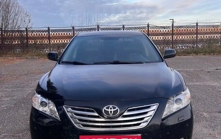 Toyota Camry, 2006 год, 850 000 рублей, 2 фотография