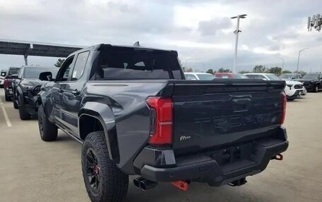 Toyota Tacoma, 2025 год, 7 900 000 рублей, 6 фотография