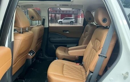 Nissan Pathfinder, 2024 год, 4 100 000 рублей, 6 фотография