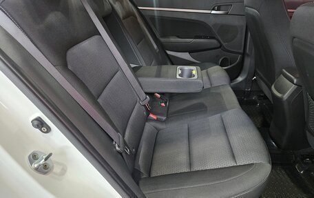 Hyundai Elantra VI рестайлинг, 2016 год, 1 280 000 рублей, 13 фотография