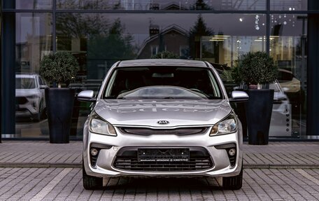 KIA Rio IV, 2019 год, 995 000 рублей, 2 фотография