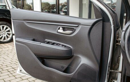 KIA Rio IV, 2019 год, 995 000 рублей, 12 фотография