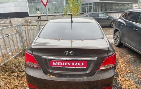 Hyundai Solaris II рестайлинг, 2015 год, 550 000 рублей, 4 фотография