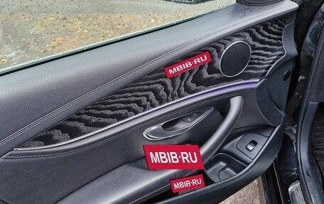 Mercedes-Benz E-Класс, 2019 год, 3 300 000 рублей, 9 фотография