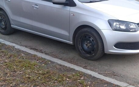 Volkswagen Polo VI (EU Market), 2015 год, 850 000 рублей, 4 фотография