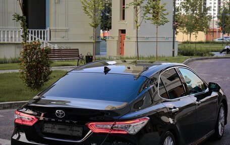 Toyota Camry, 2020 год, 3 340 000 рублей, 4 фотография