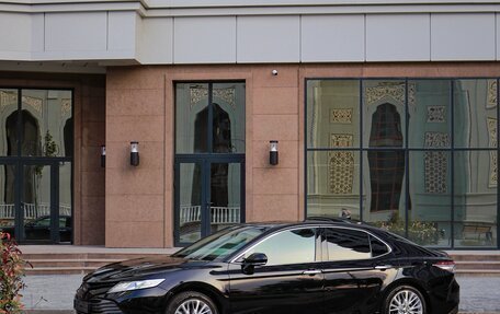 Toyota Camry, 2020 год, 3 340 000 рублей, 3 фотография