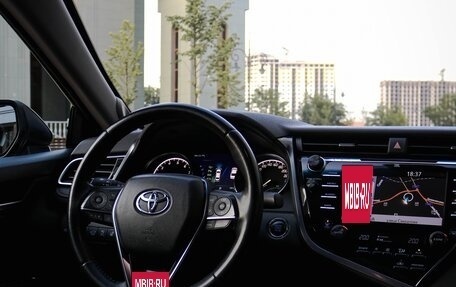 Toyota Camry, 2020 год, 3 340 000 рублей, 15 фотография