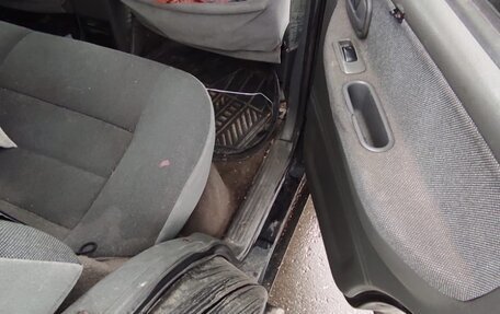 KIA Sportage IV рестайлинг, 2002 год, 350 000 рублей, 9 фотография