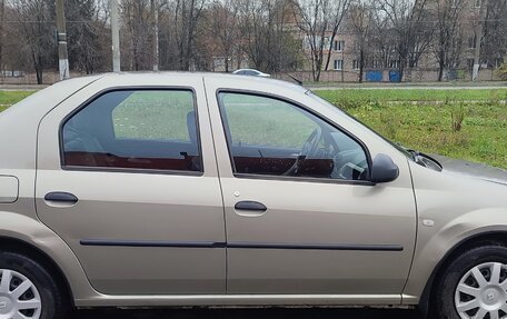 Renault Logan I, 2011 год, 750 000 рублей, 3 фотография