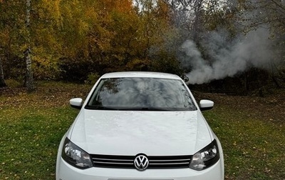 Volkswagen Polo VI (EU Market), 2014 год, 800 000 рублей, 1 фотография
