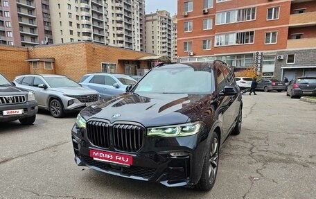 BMW X7, 2020 год, 7 400 000 рублей, 2 фотография