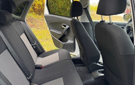 Volkswagen Polo VI (EU Market), 2014 год, 800 000 рублей, 12 фотография