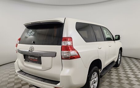 Toyota Land Cruiser Prado 150 рестайлинг 2, 2015 год, 3 725 000 рублей, 5 фотография