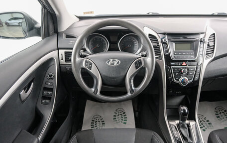 Hyundai i30 II рестайлинг, 2012 год, 959 000 рублей, 14 фотография