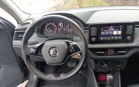 Skoda Rapid II, 2021 год, 1 800 000 рублей, 9 фотография