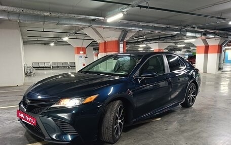 Toyota Camry, 2018 год, 2 280 000 рублей, 3 фотография