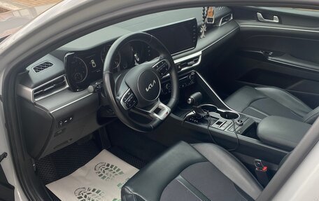 KIA K5, 2022 год, 2 750 000 рублей, 9 фотография