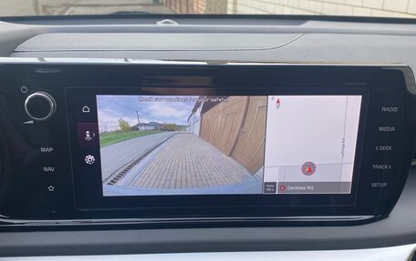 KIA K5, 2022 год, 2 750 000 рублей, 24 фотография