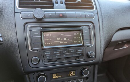 Volkswagen Polo VI (EU Market), 2013 год, 790 000 рублей, 24 фотография