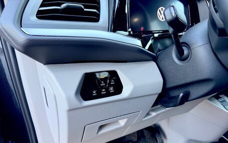 Volkswagen Multivan, 2022 год, 5 579 000 рублей, 14 фотография