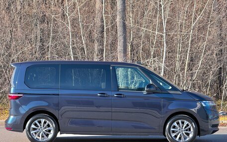 Volkswagen Multivan, 2022 год, 5 579 000 рублей, 7 фотография