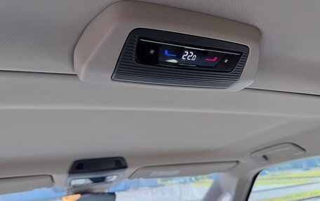 Volkswagen Multivan, 2022 год, 5 579 000 рублей, 21 фотография